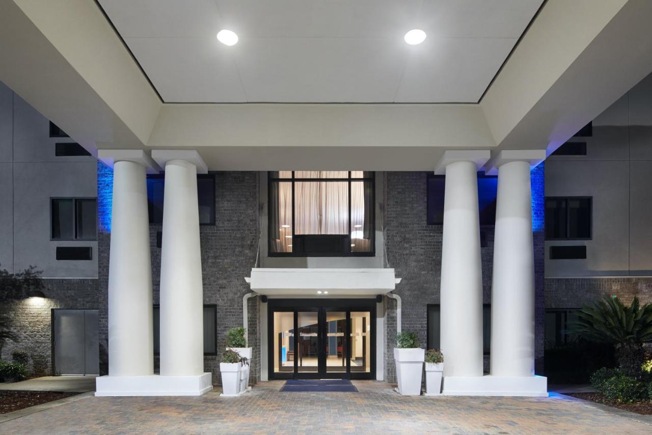 Beach Haven Holiday Inn Express Hotel & Suites Pensacola-West Navy Base By Ihg מראה חיצוני תמונה