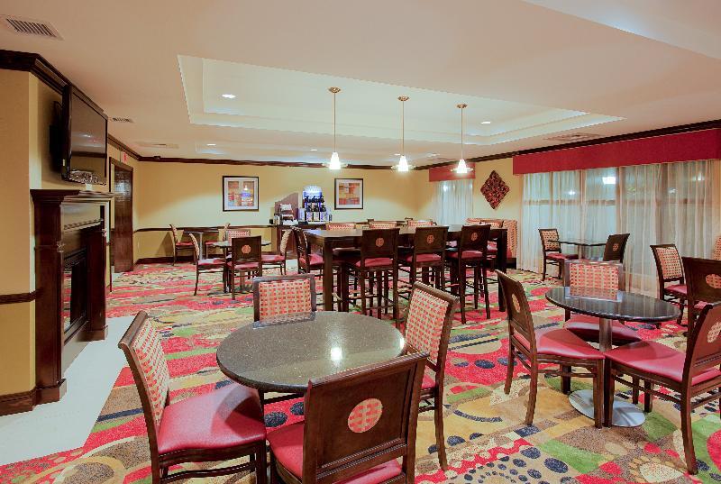 Beach Haven Holiday Inn Express Hotel & Suites Pensacola-West Navy Base By Ihg מראה חיצוני תמונה